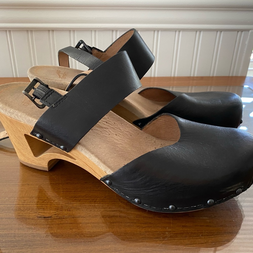 KORK-EASE CLOGS